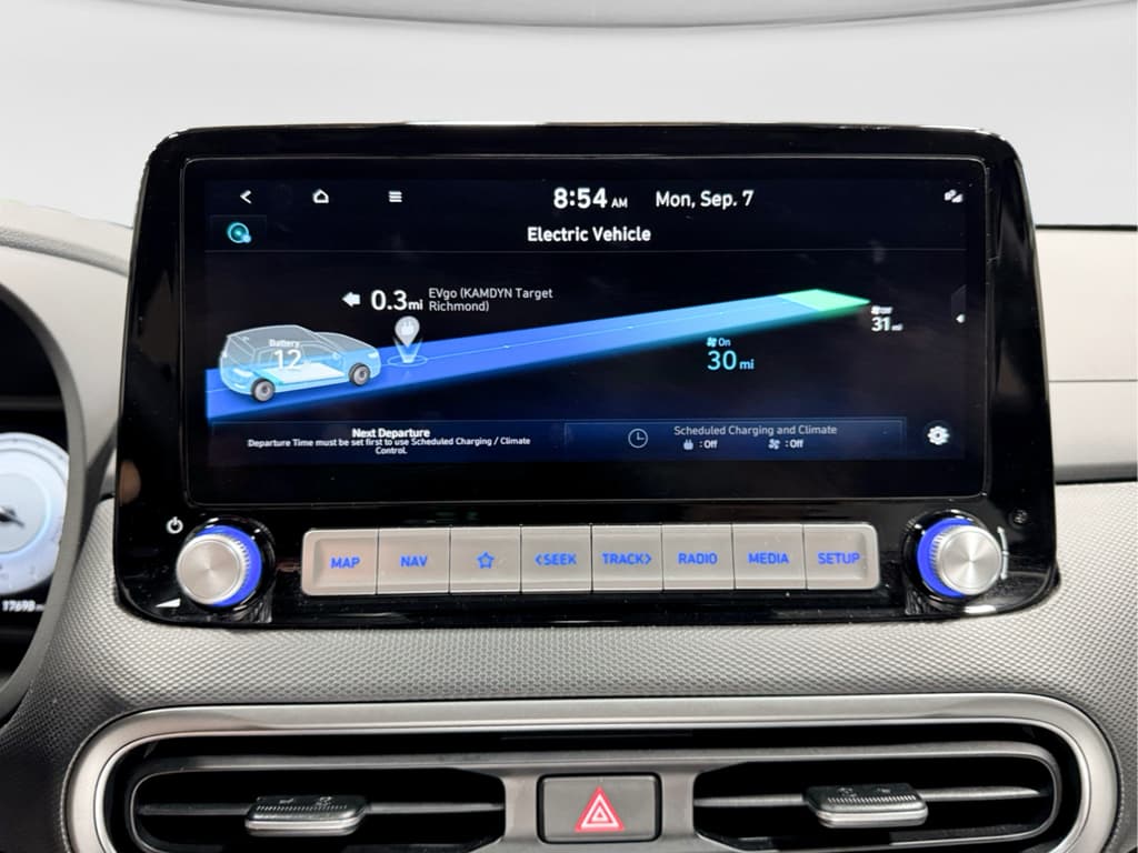 2023 Hyundai Kona EV view 11
