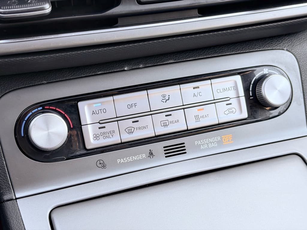 2023 Hyundai Kona EV view 15