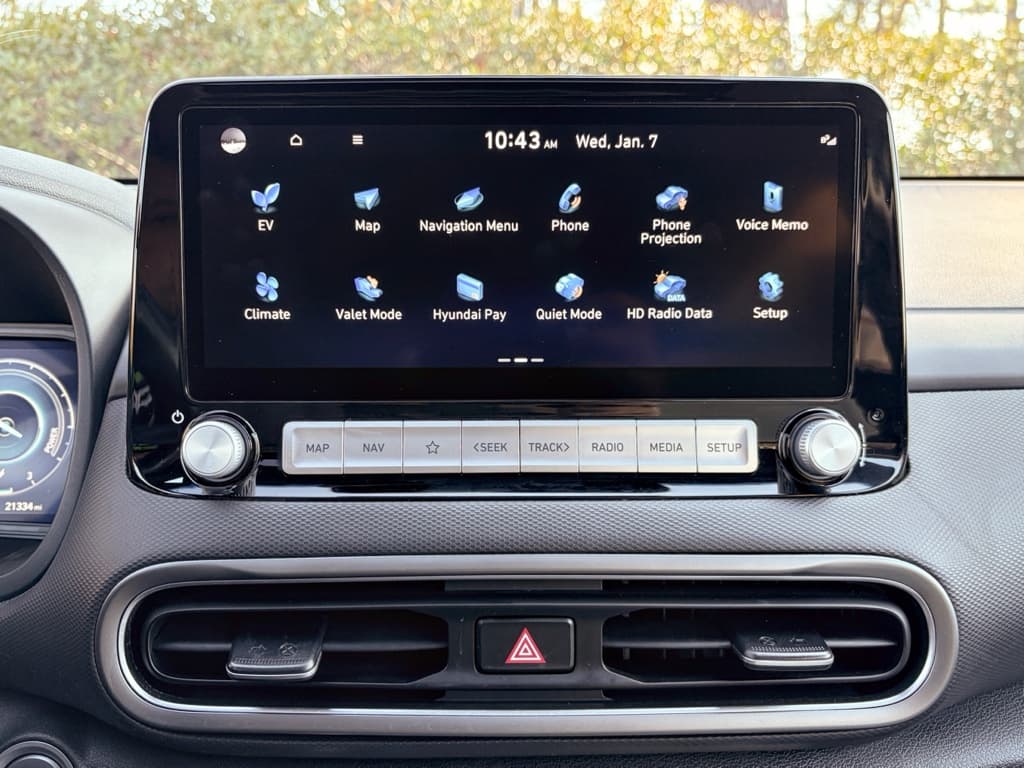 2023 Hyundai Kona EV view 12