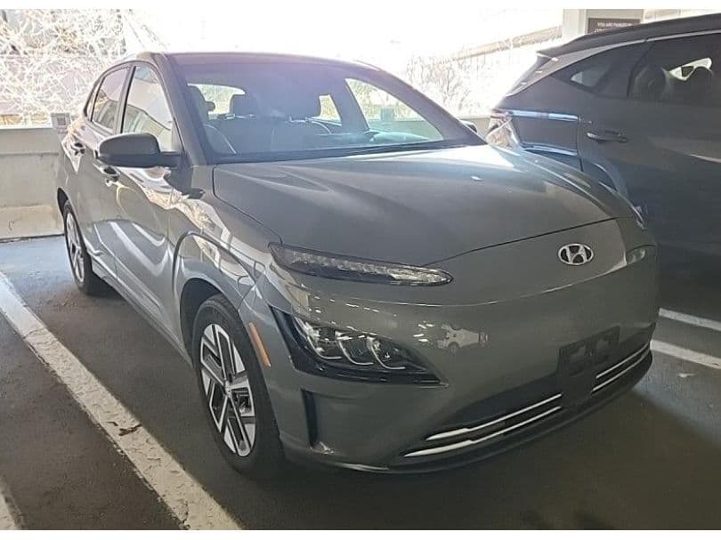 2023 Hyundai Kona EV view 2