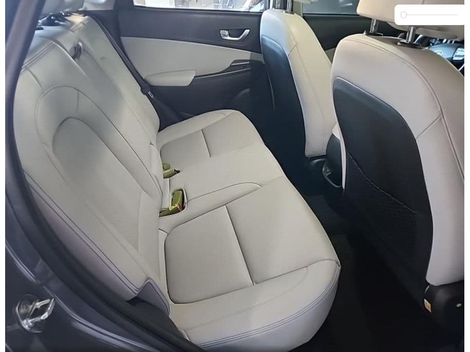 2023 Hyundai Kona EV view 5