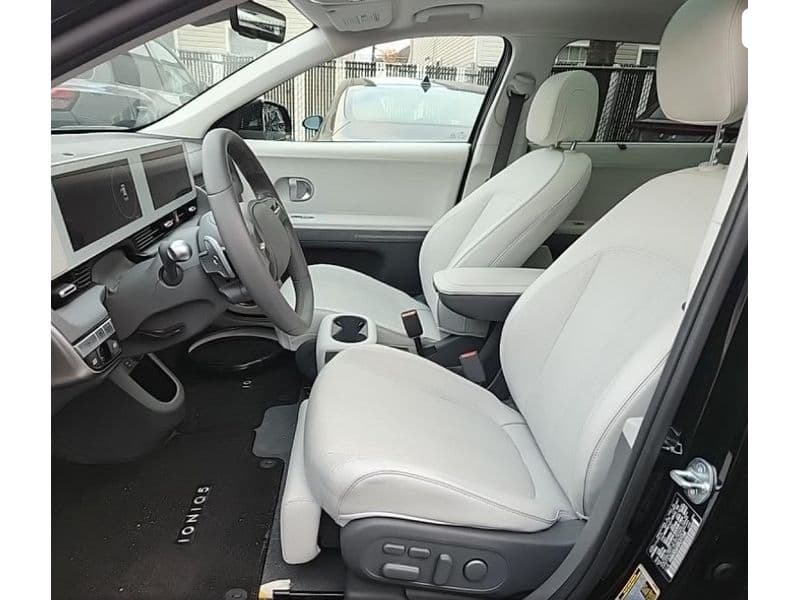 2023 Hyundai IONIQ 5 view 5