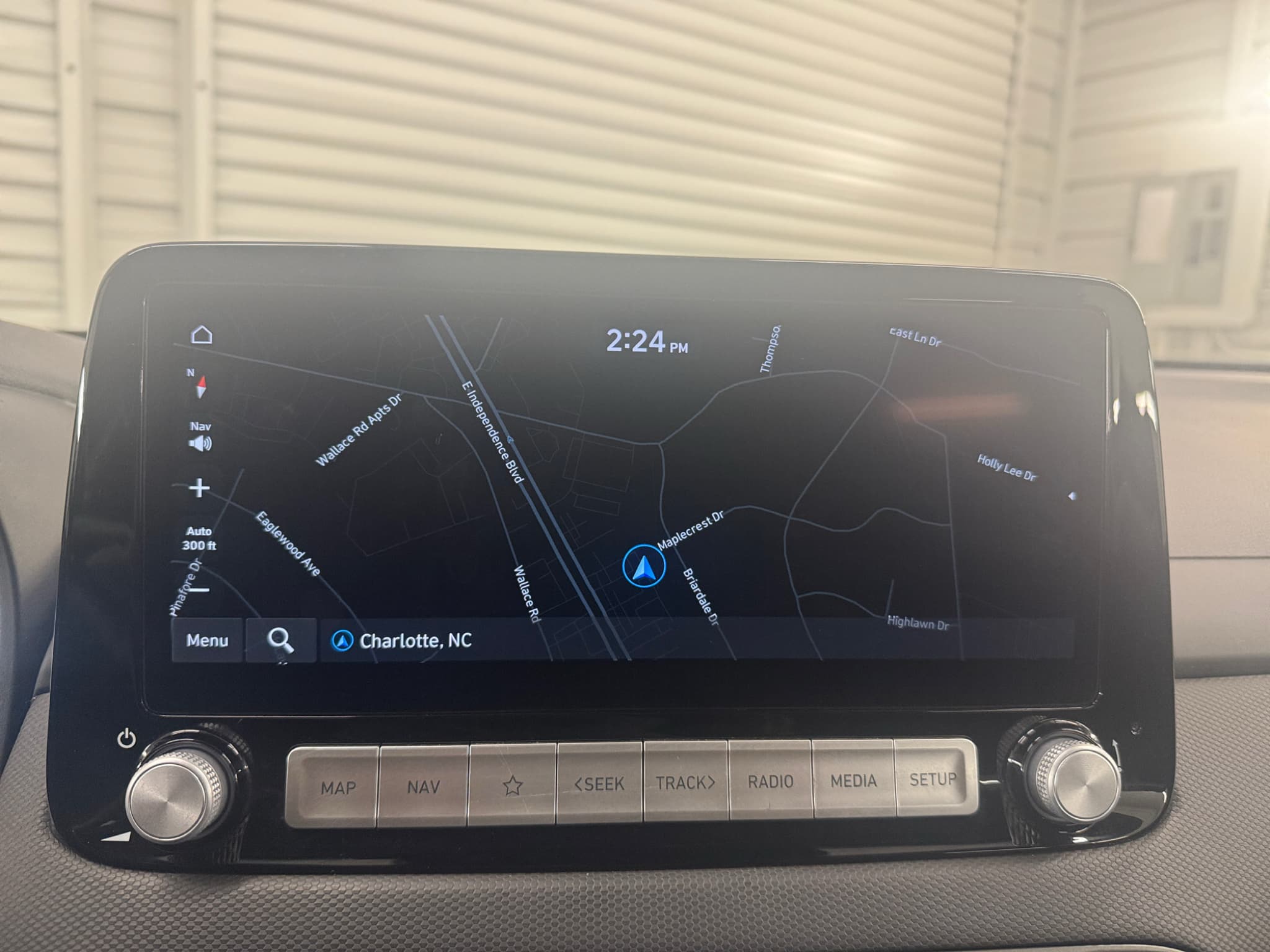 2023 Hyundai Kona EV view 11