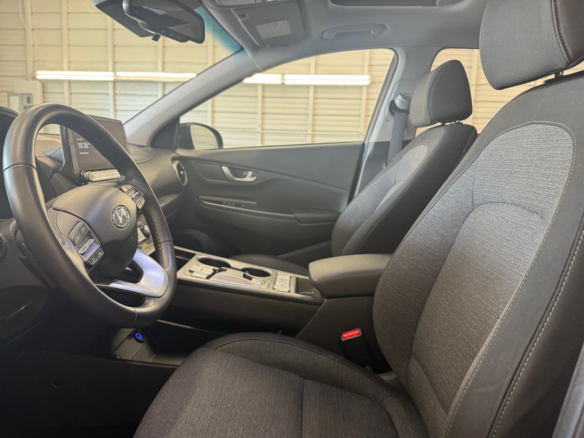 2023 Hyundai Kona EV view 16