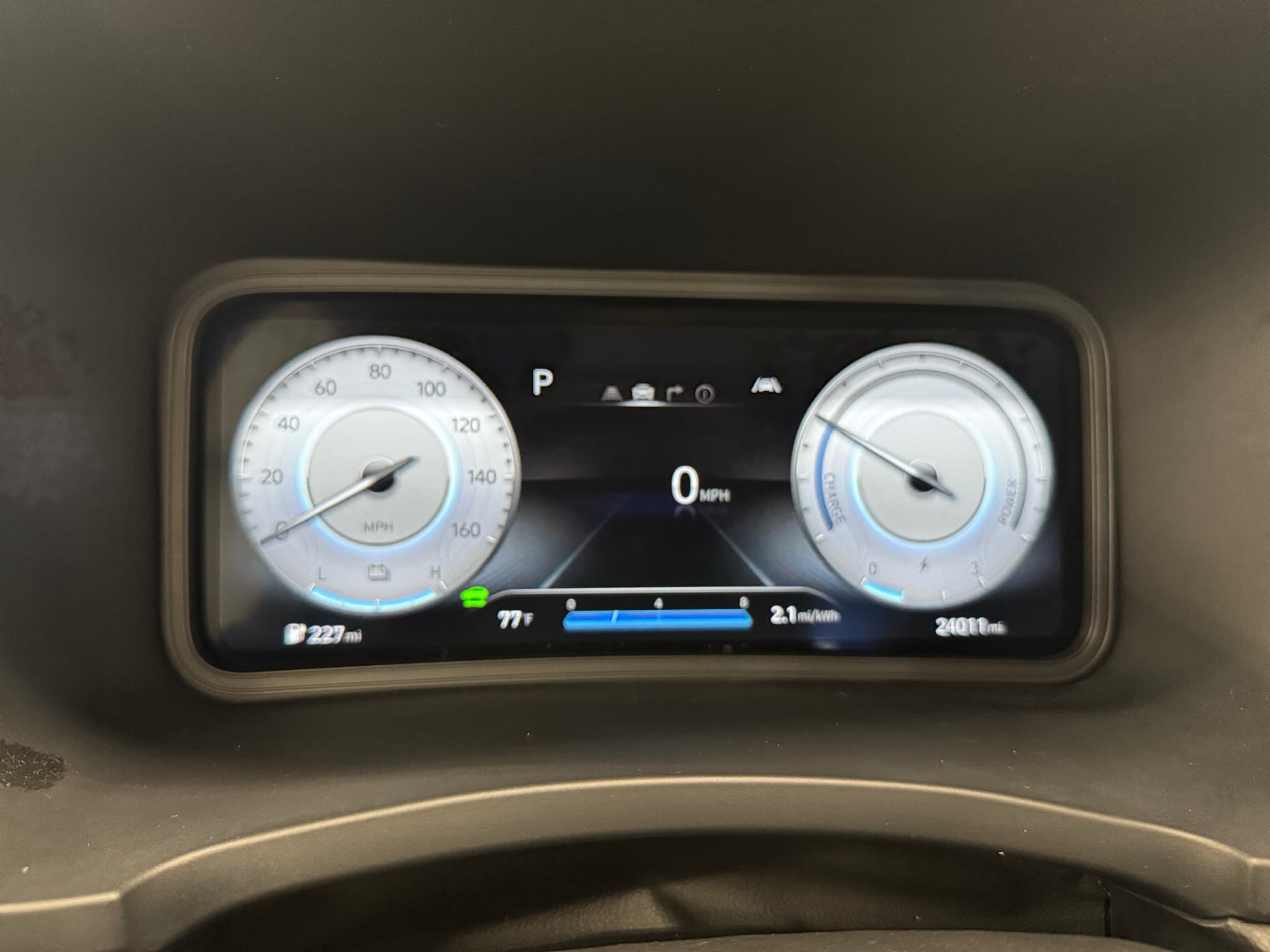 2023 Hyundai Kona EV view 10
