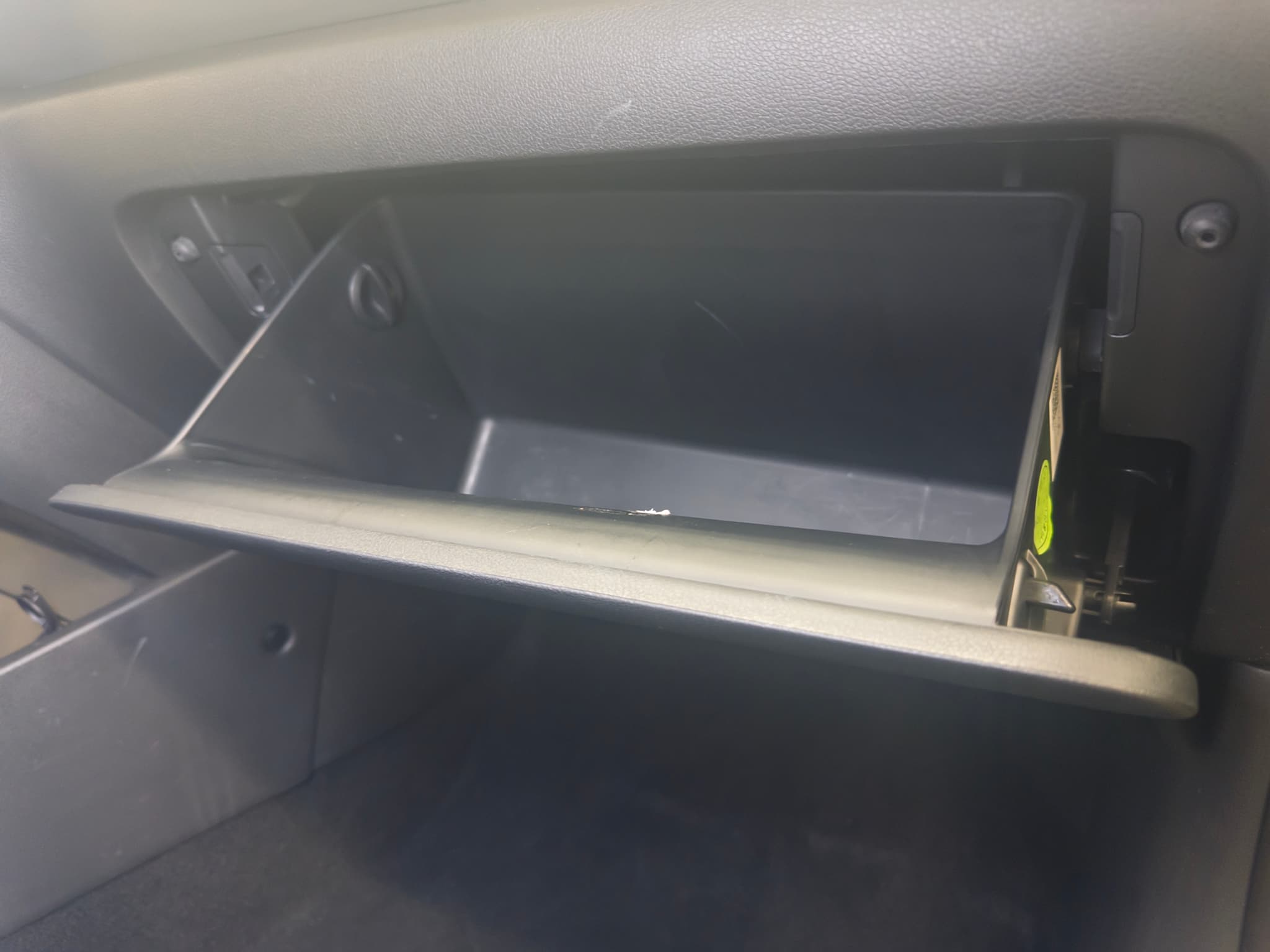 2023 Hyundai Kona EV view 19