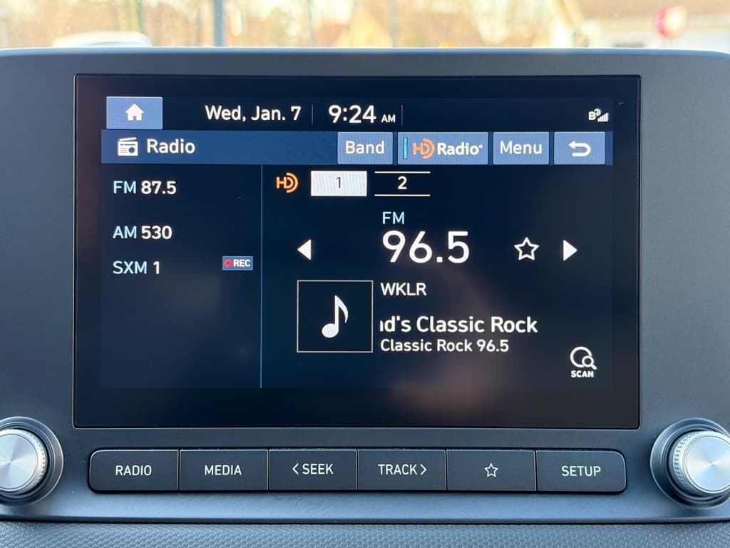 2023 Hyundai Kona EV view 12