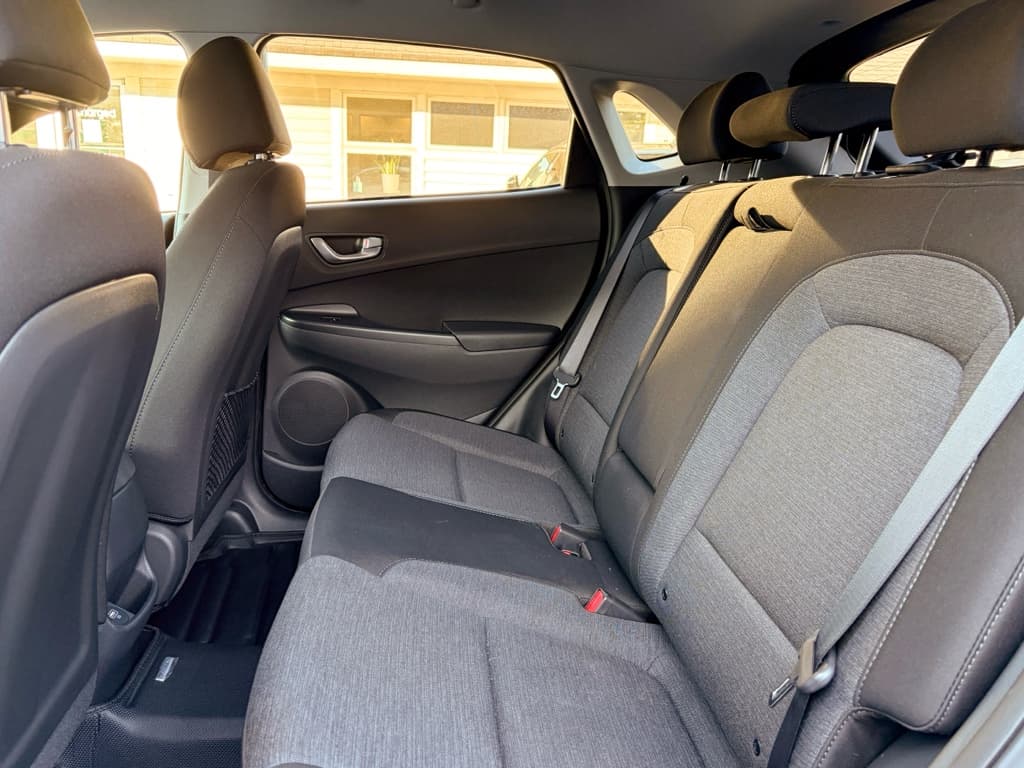 2023 Hyundai Kona EV view 23