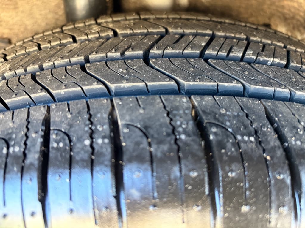 2023 Hyundai Kona EV view 33