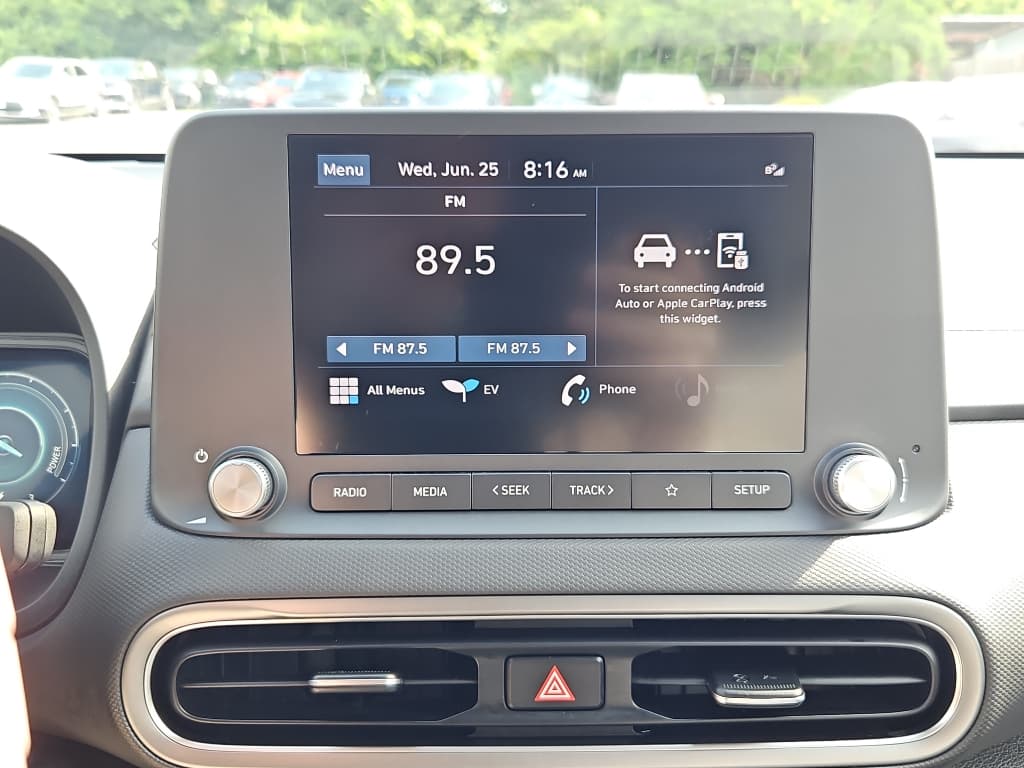 2023 Hyundai Kona EV view 12
