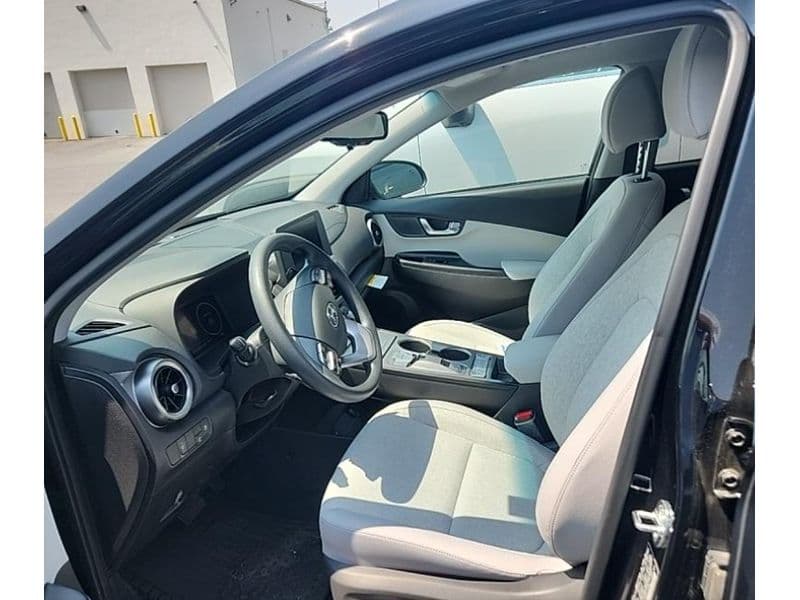 2023 Hyundai Kona EV view 7
