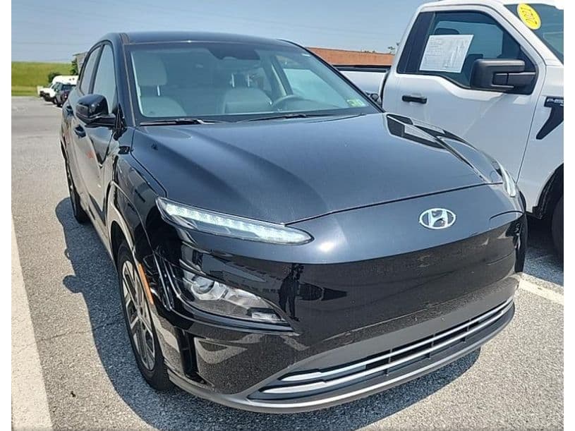 2023 Hyundai Kona EV view 5