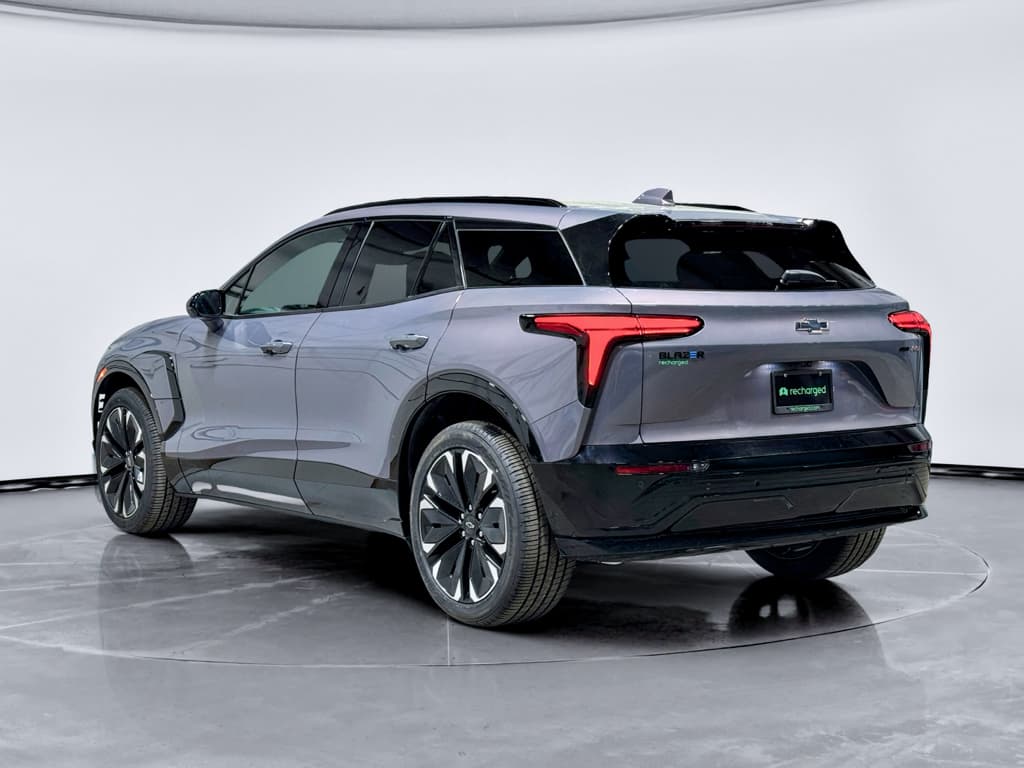 2024 Chevrolet Blazer EV view 2