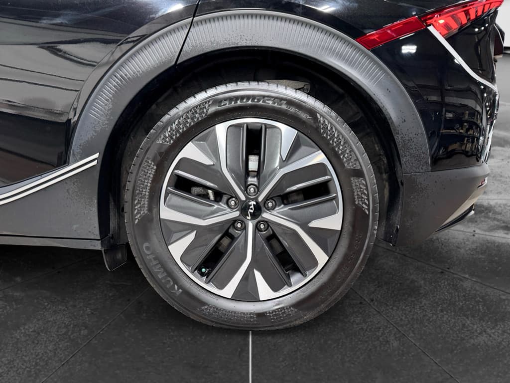 2024 Kia EV6 view 35
