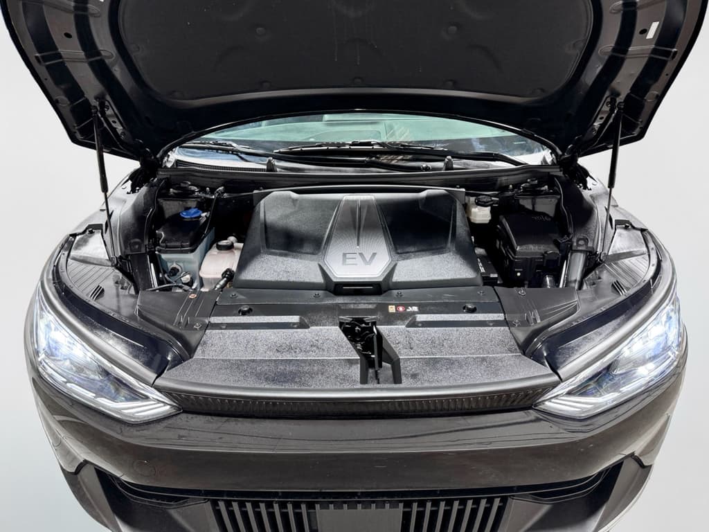 2024 Kia EV6 view 27