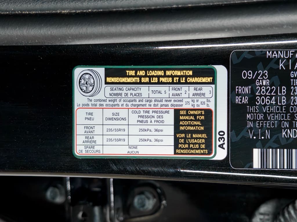 2024 Kia EV6 view 32