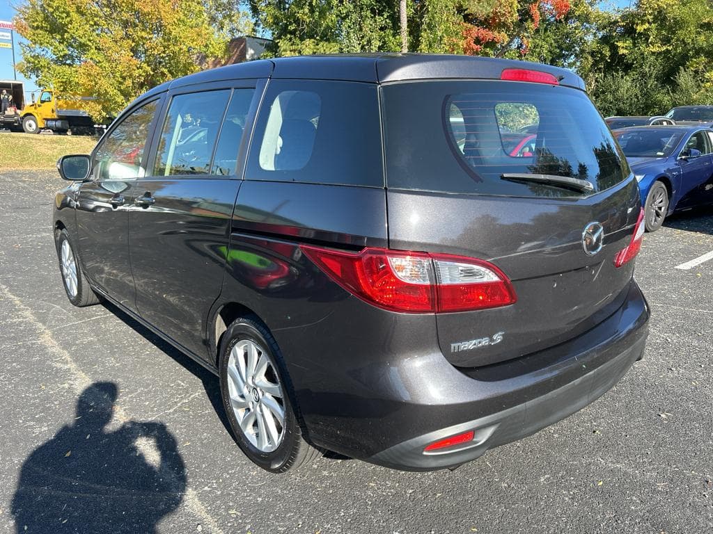 2014 Mazda Mazda5 view 2