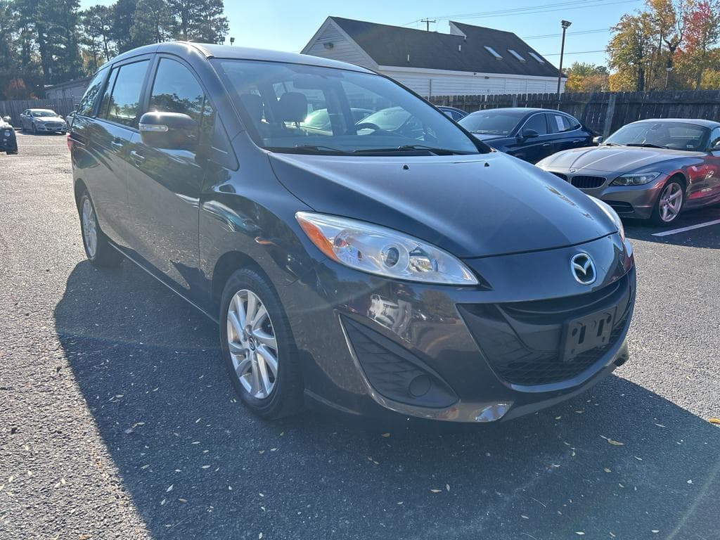 2014 Mazda Mazda5 view 4