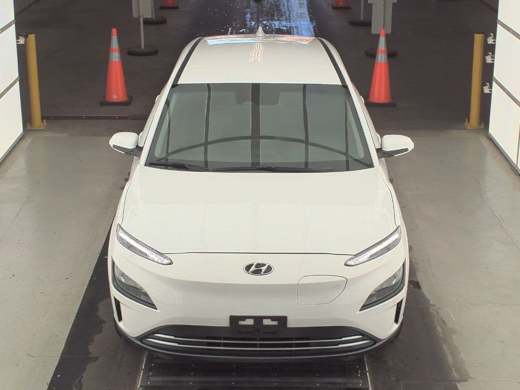 2023 Hyundai Kona EV view 2