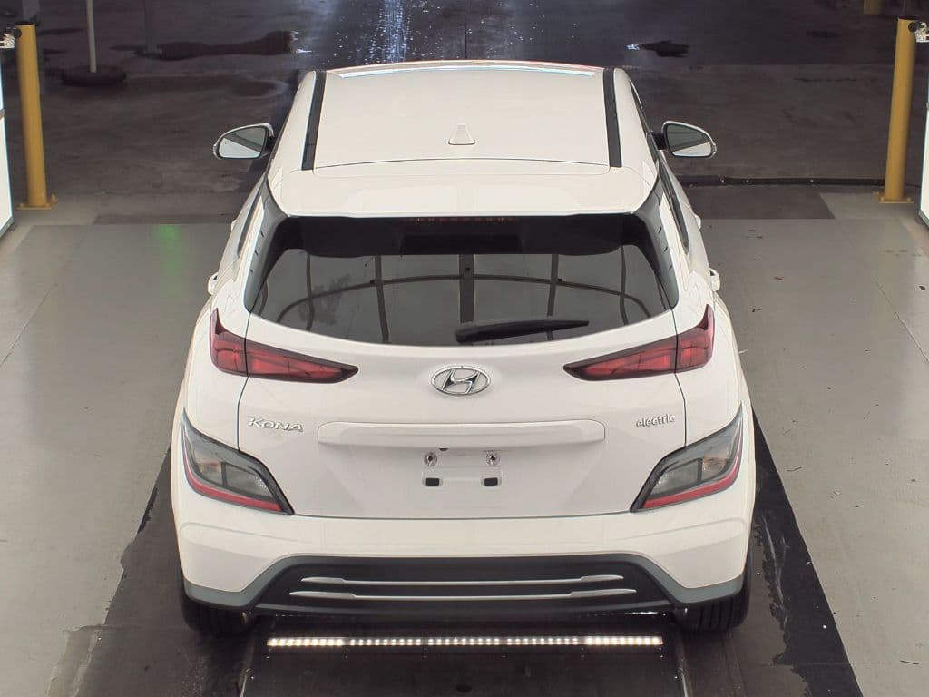 2023 Hyundai Kona EV view 5