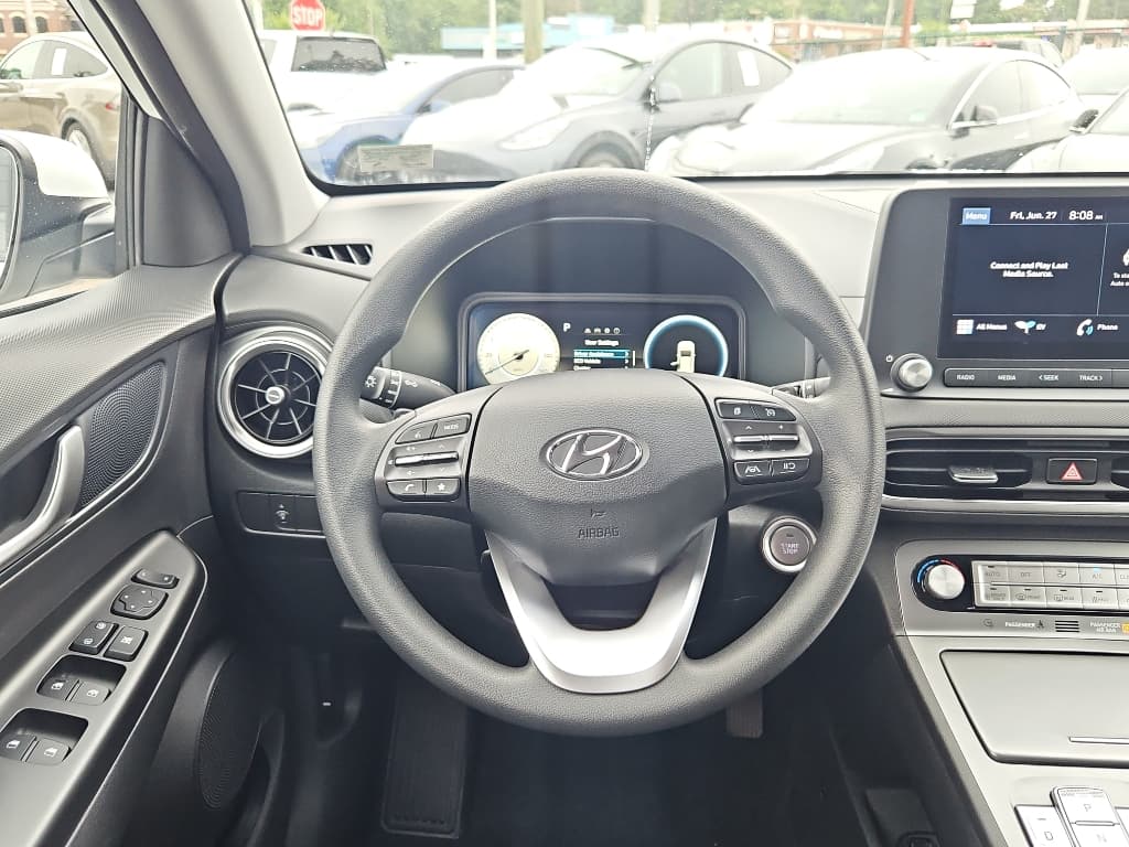2023 Hyundai Kona EV view 8