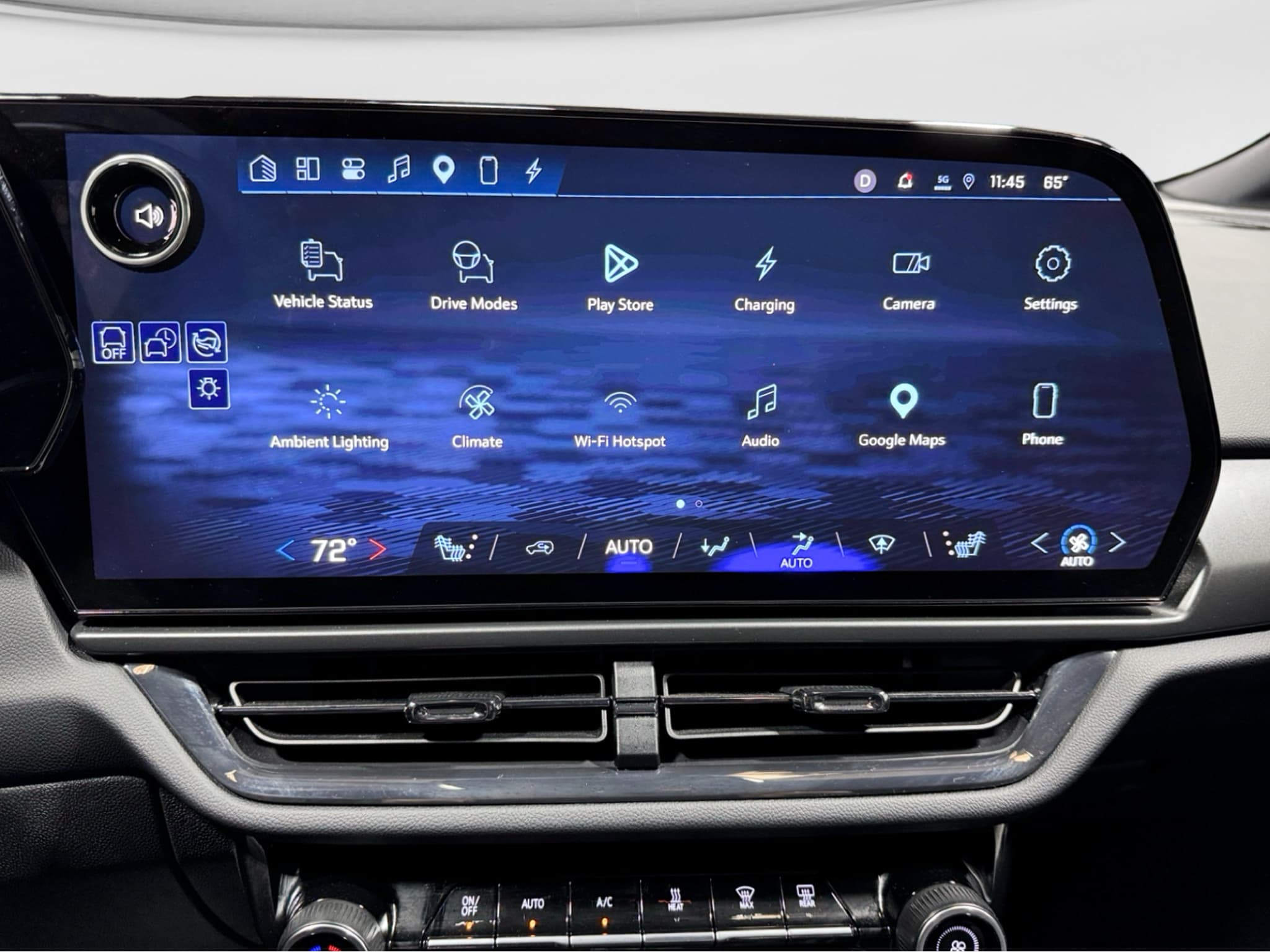 2025 Chevrolet Equinox EV view 14