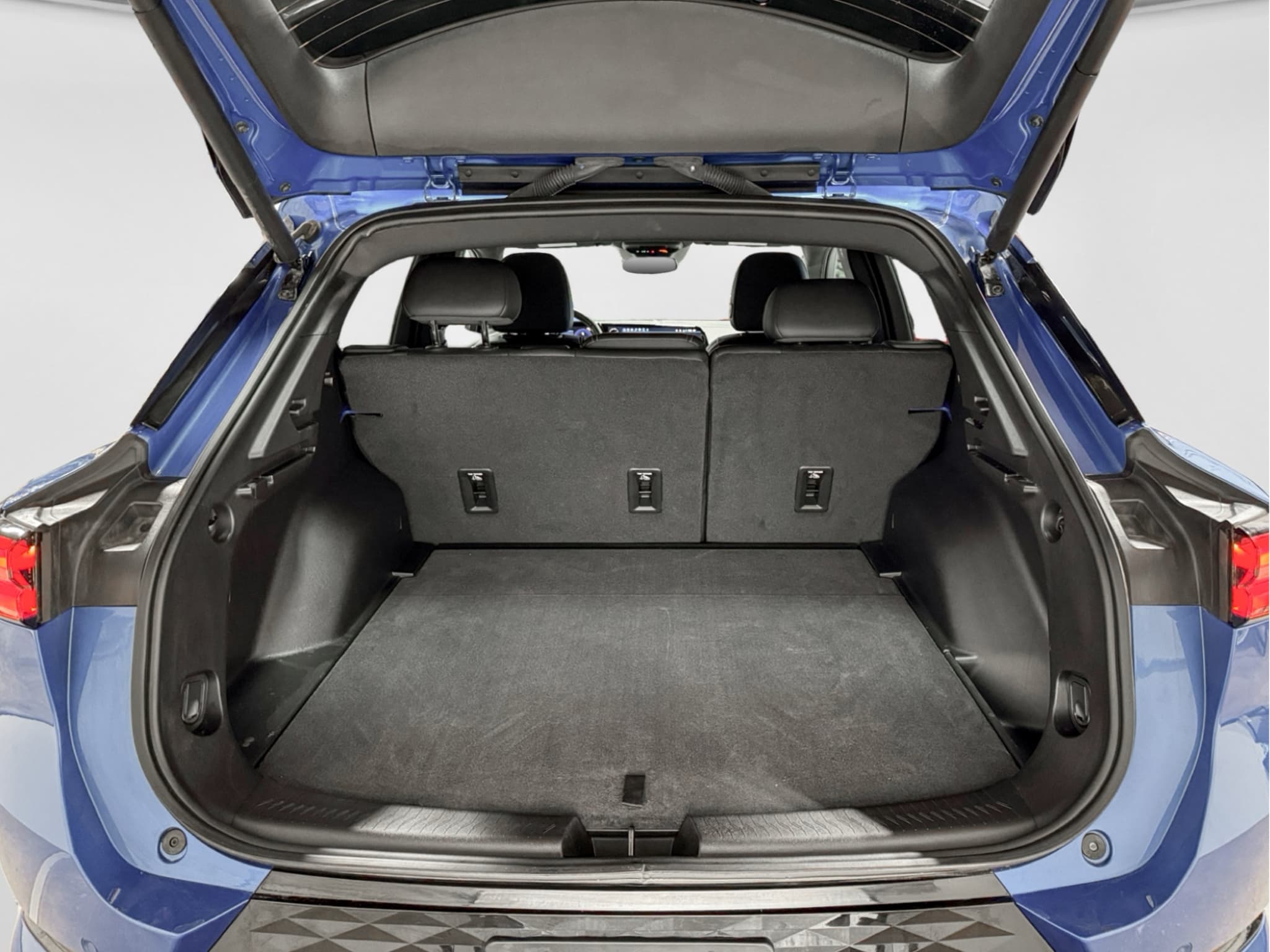 2025 Chevrolet Equinox EV view 26