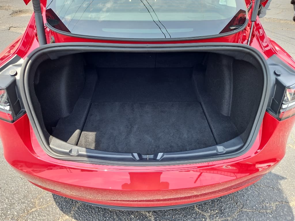 2022 Tesla Model 3 view 19