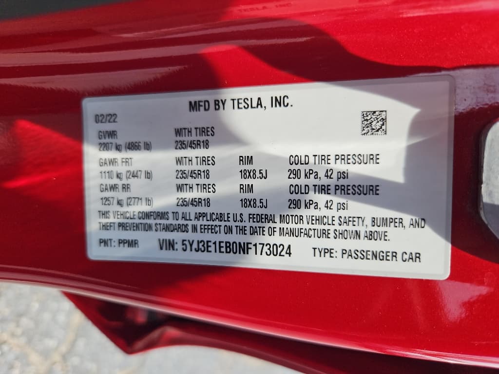 2022 Tesla Model 3 view 21