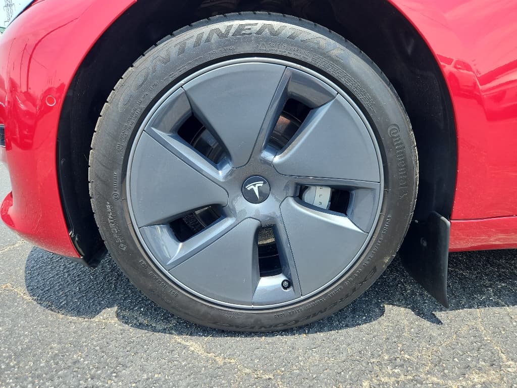 2022 Tesla Model 3 view 23