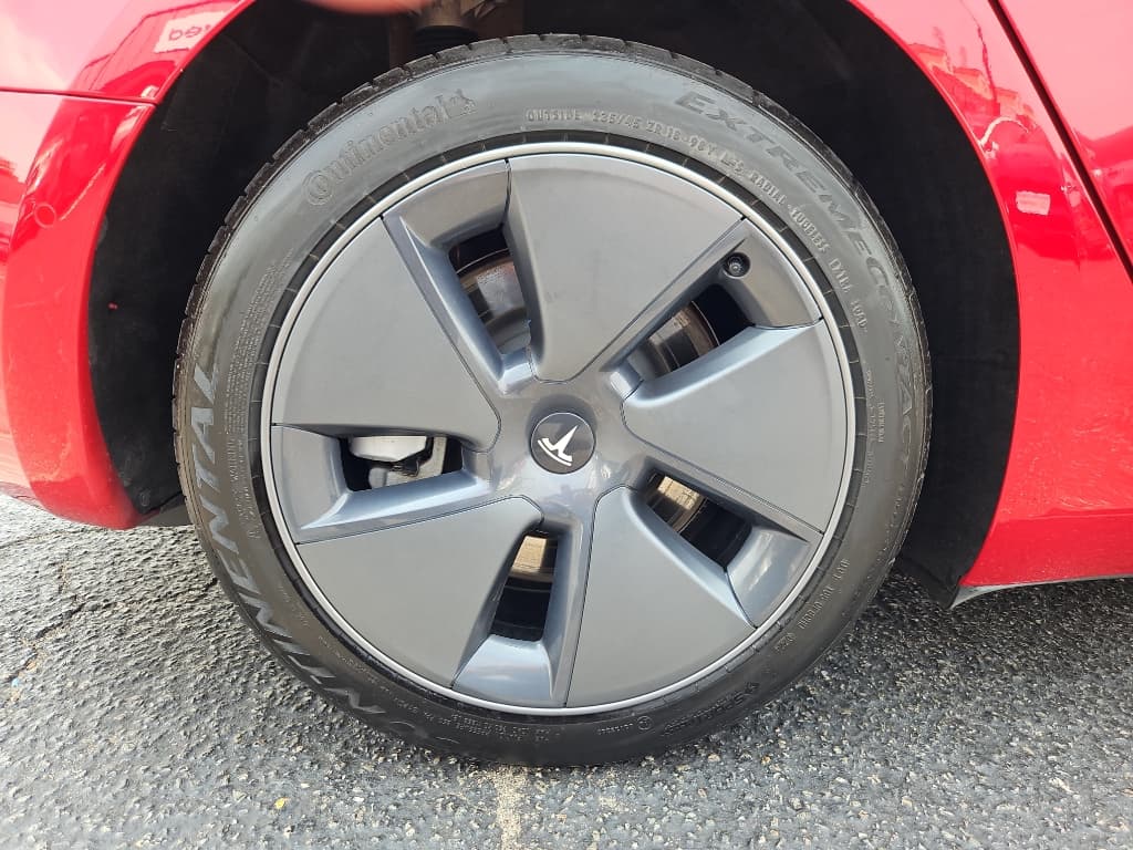 2022 Tesla Model 3 view 27