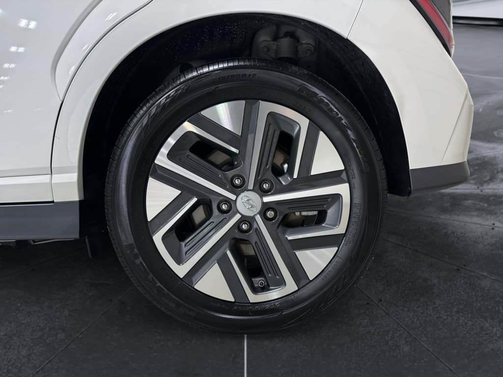 2023 Hyundai Kona EV view 31