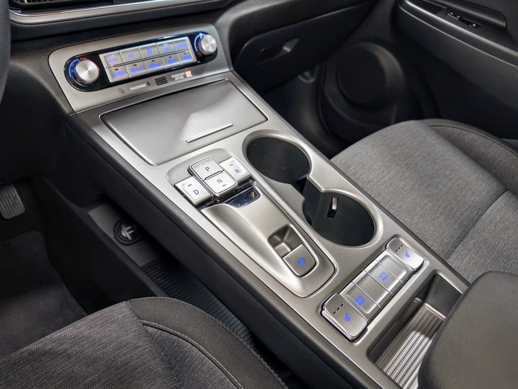 2023 Hyundai Kona EV view 19