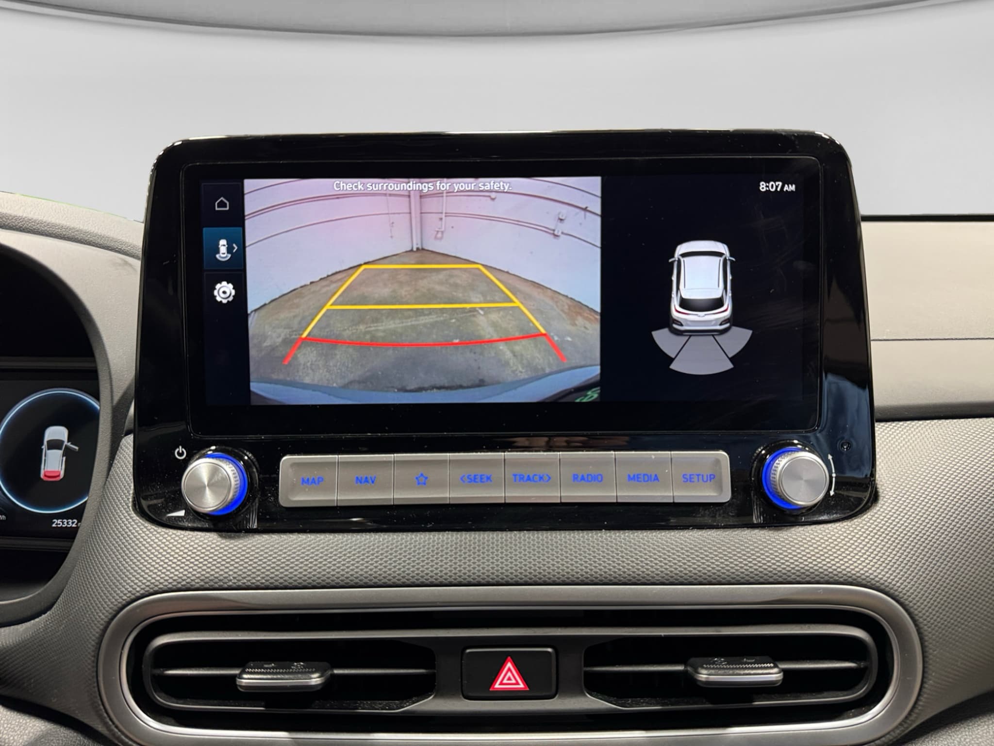 2023 Hyundai Kona EV view 14