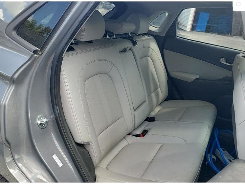 2023 Hyundai Kona EV view 6