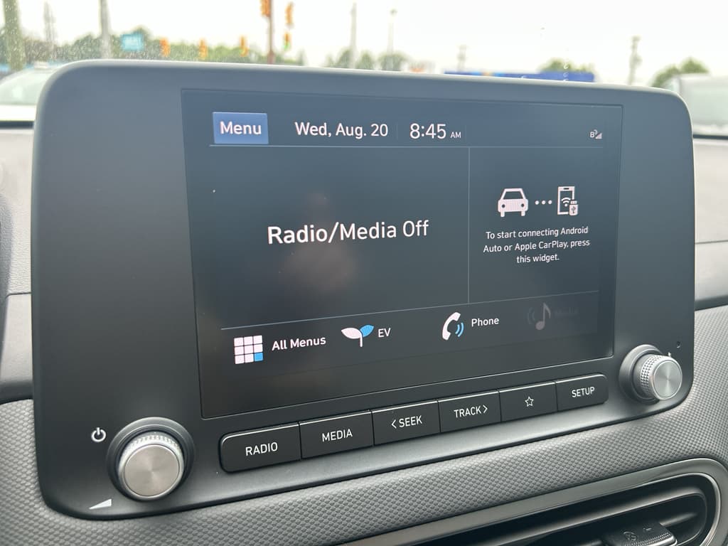 2023 Hyundai Kona EV view 10