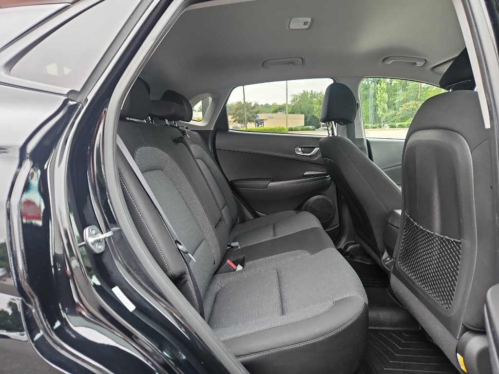2023 Hyundai Kona EV view 20