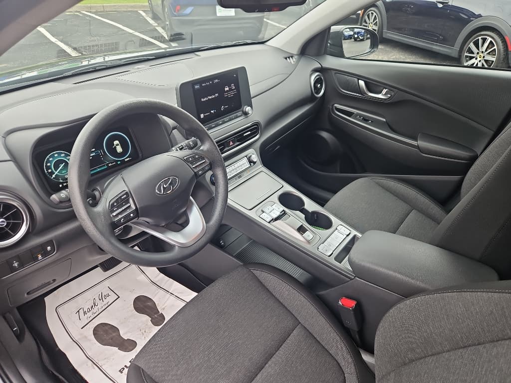2023 Hyundai Kona EV view 15