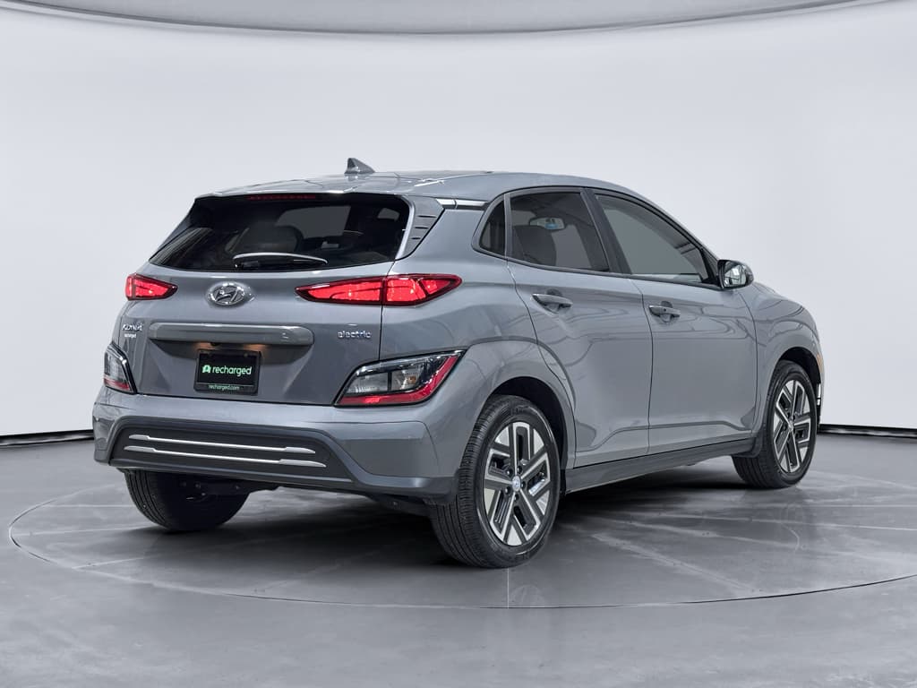 2023 Hyundai Kona EV view 3