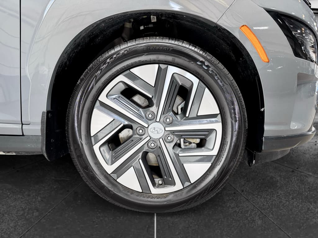 2023 Hyundai Kona EV view 32
