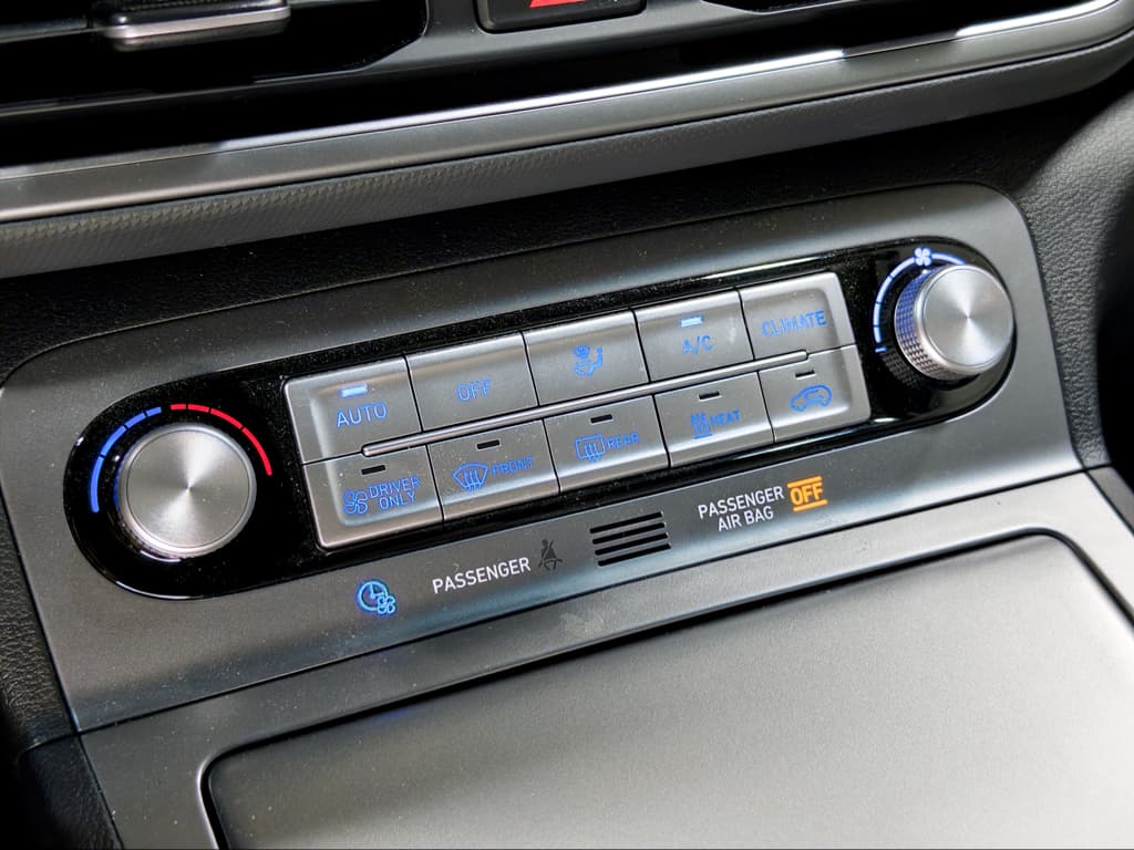 2023 Hyundai Kona EV view 16