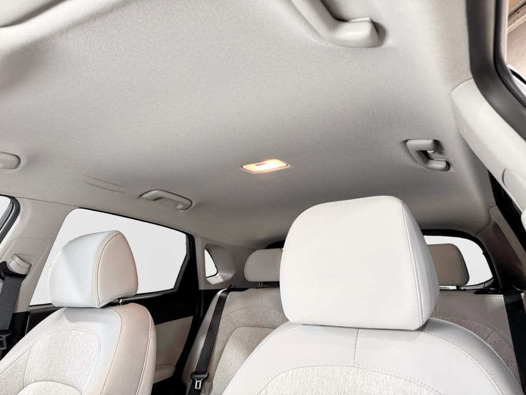 2023 Hyundai Kona EV view 25