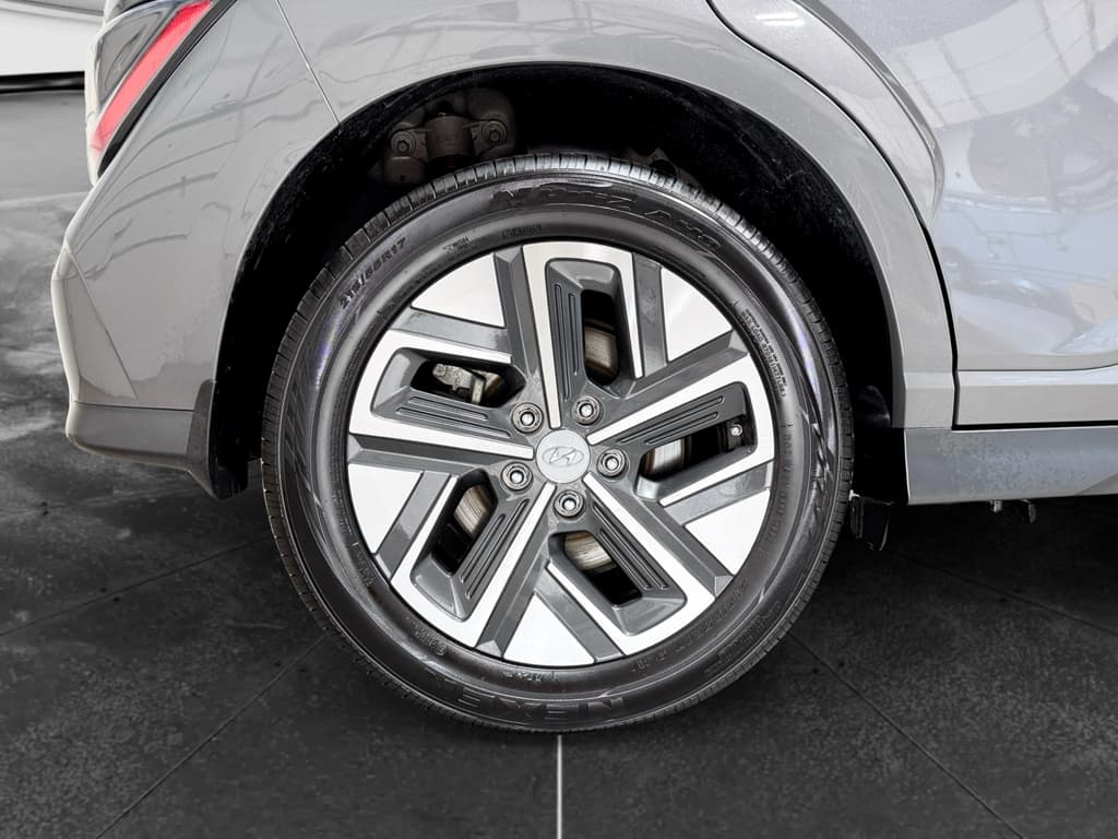 2023 Hyundai Kona EV view 34