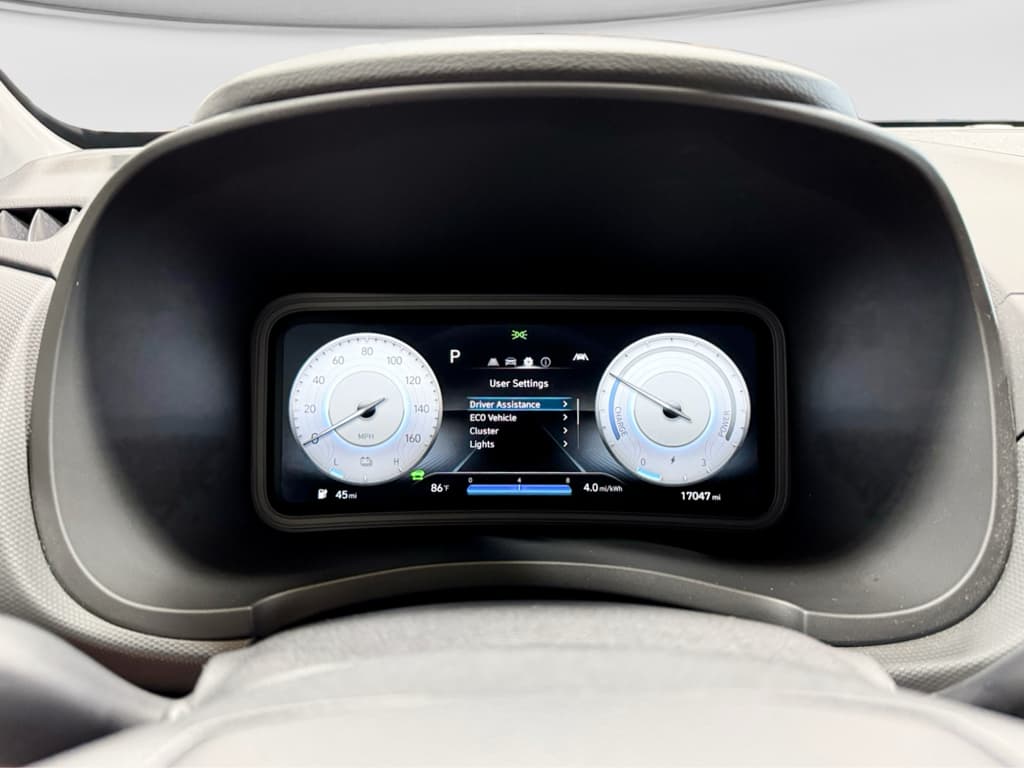 2023 Hyundai Kona EV view 9