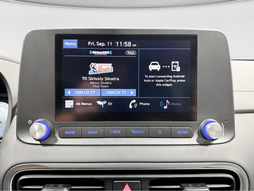 2023 Hyundai Kona EV view 10