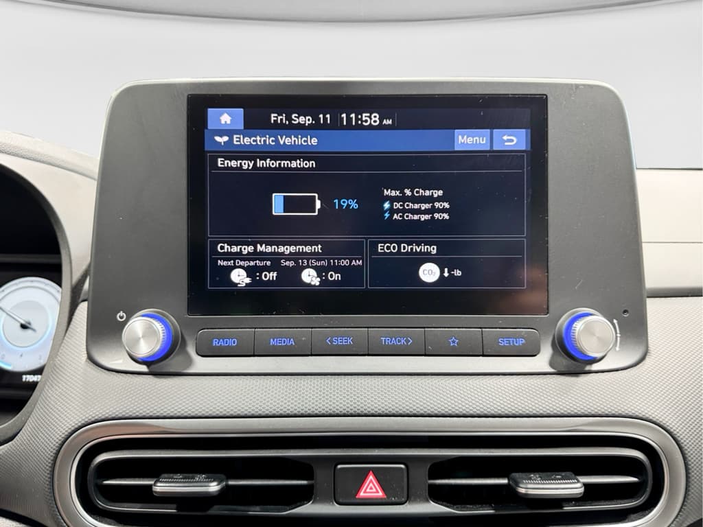 2023 Hyundai Kona EV view 12