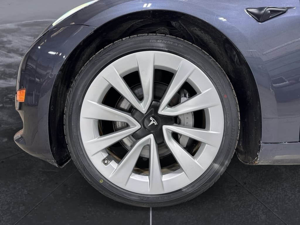 2022 Tesla Model 3 view 30