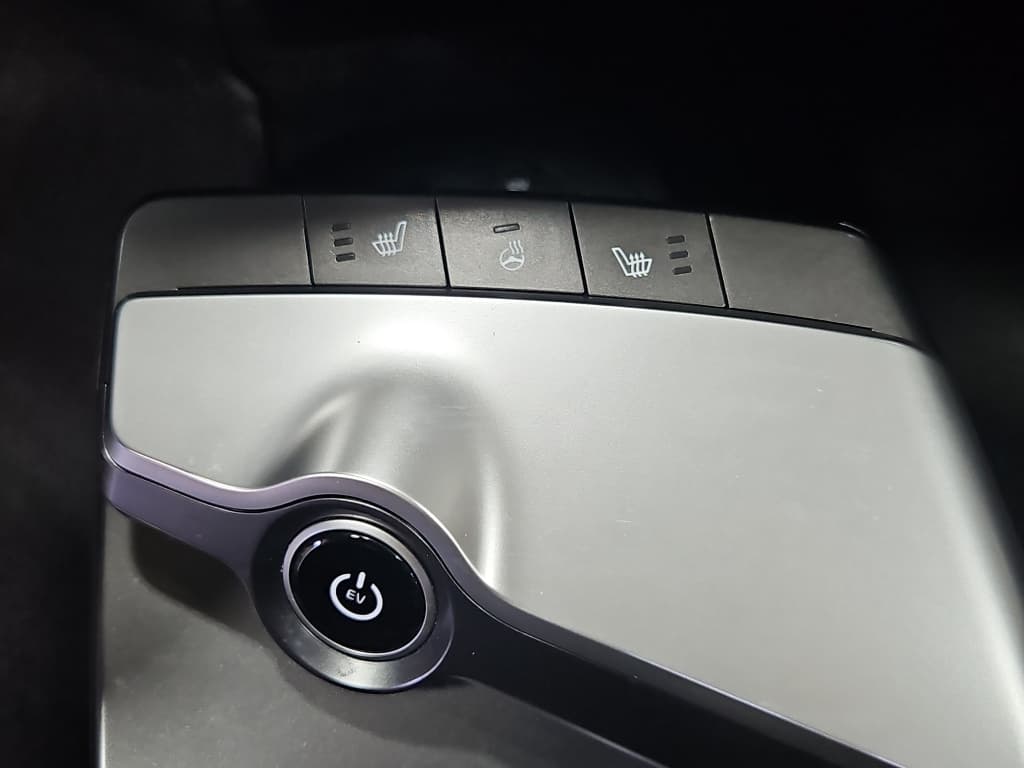 2024 Kia EV6 view 21