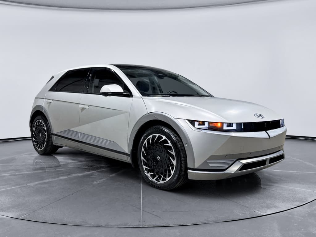 2023 Hyundai IONIQ 5 view 4