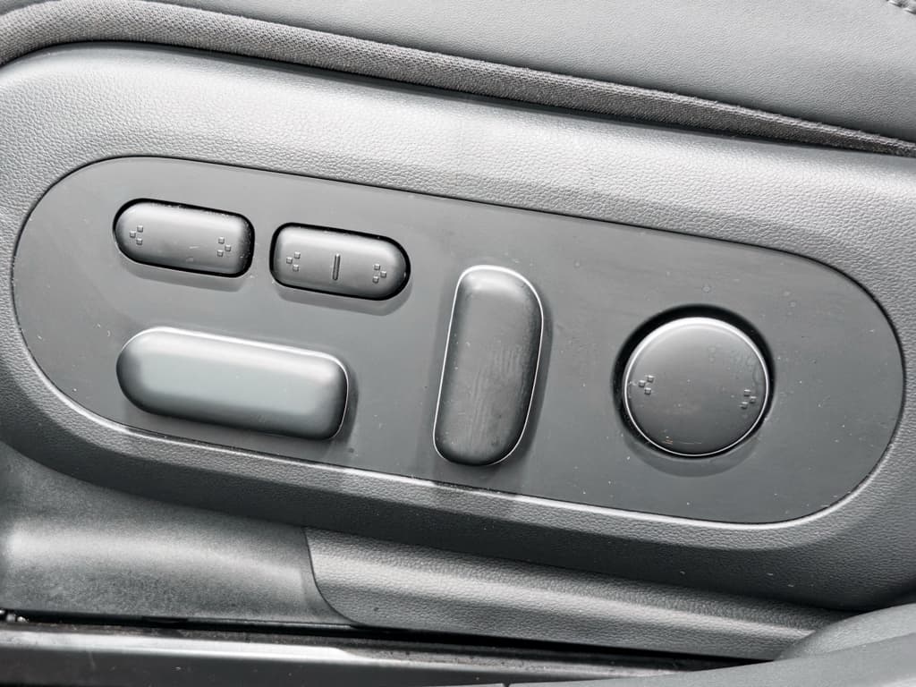 2023 Hyundai IONIQ 5 view 7